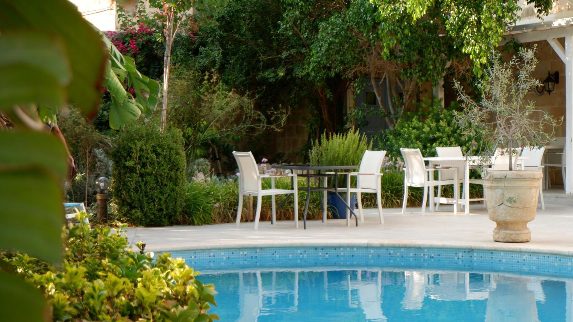 Village Knights Accommodation Żebbuġ Eksteriør bilde